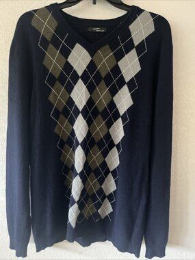 100% CASHMERE Navy Blue Argyle V Neck  mens sweater SZ L quiet luxury preppy